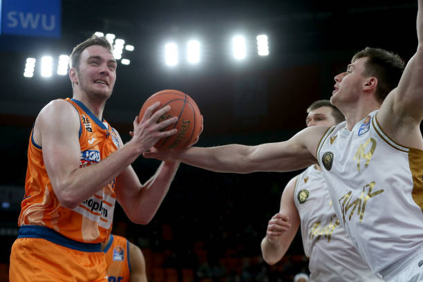 他们在关键 他们在关键