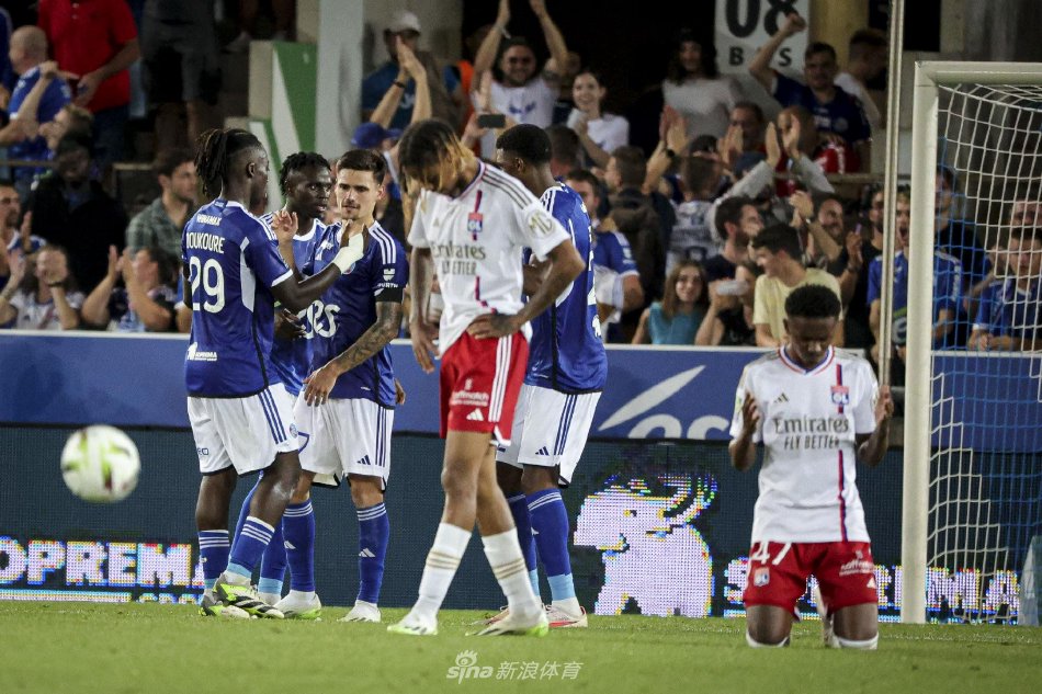 凭借出色的 凭借出色的