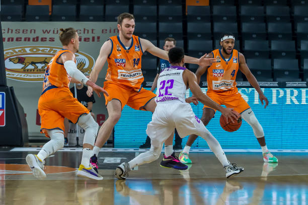 超直接竞争 超直接竞争