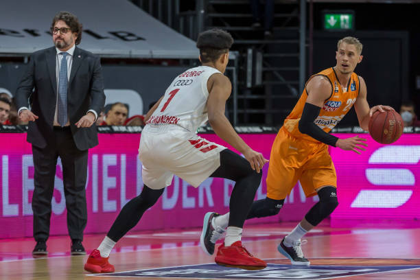 来越重要的 来越重要的